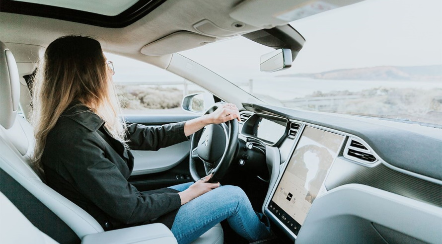 3.rent .an .electric.car